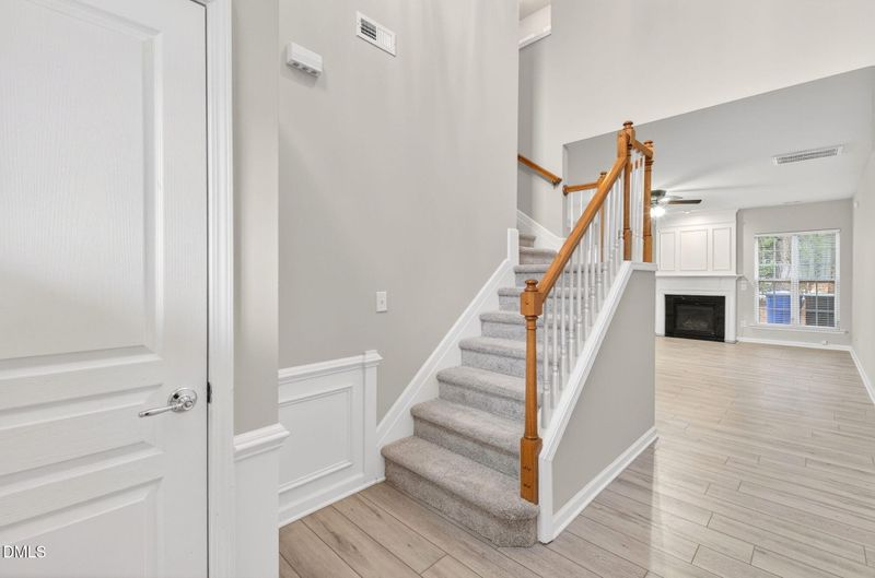 8204 Pilots View Dr, Raleigh, NC 27617