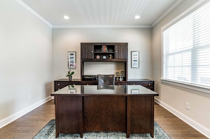 8204 Rosiere Dr, Cary, NC 27518
