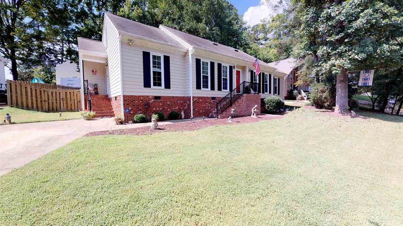 8205 Hambledon Ct, Raleigh, NC 27615