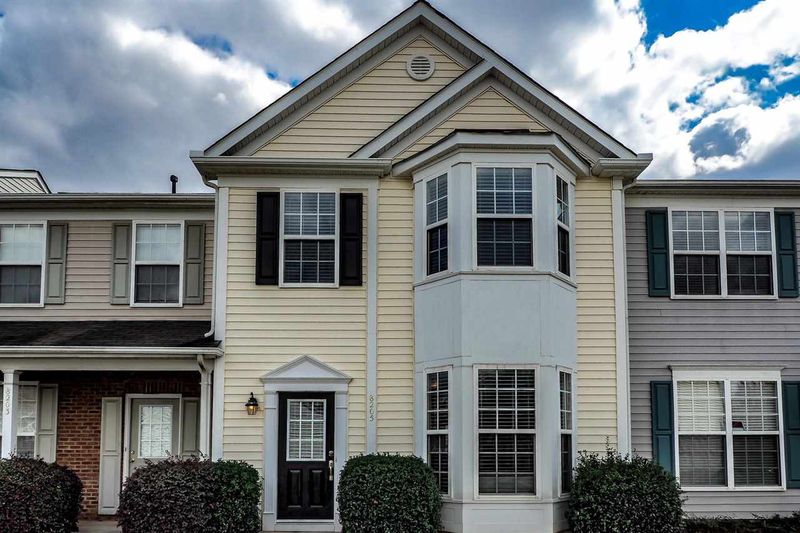 8205 Rhiannon Rd, Raleigh, NC 27613