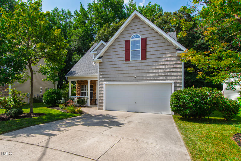 8205 Rolling Glenn Dr, Raleigh, NC 27616
