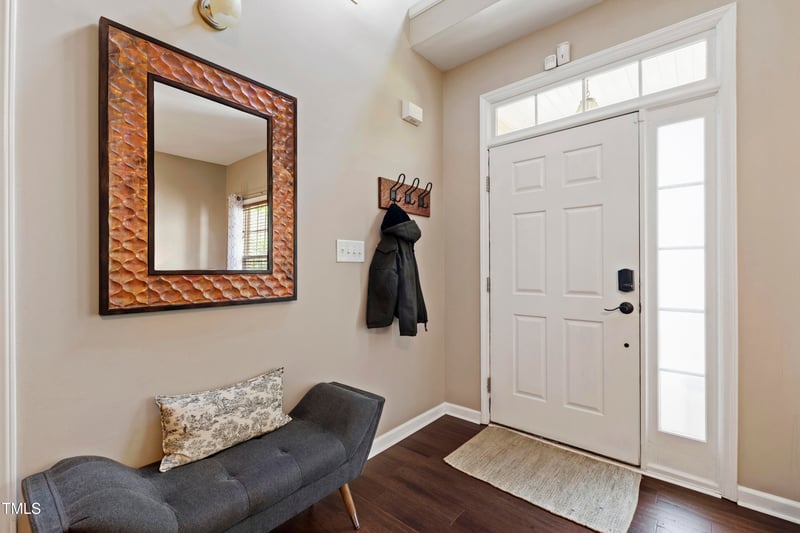 8205 Rolling Glenn Dr, Raleigh, NC 27616