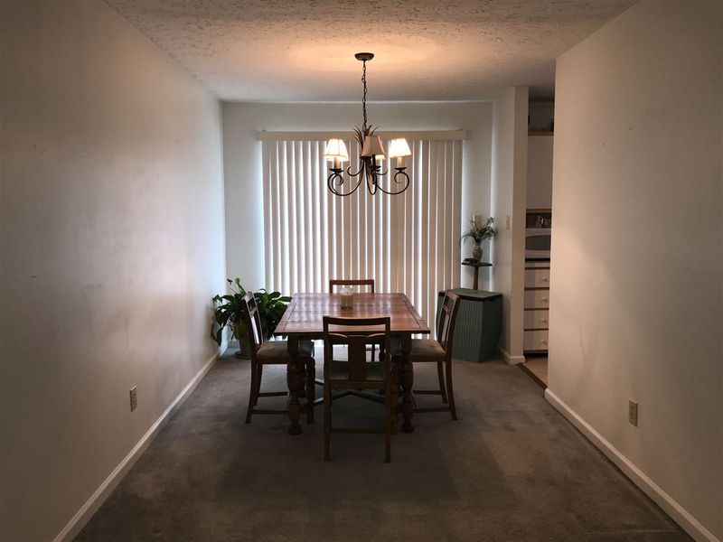 8205 Wynewood Dr, Raleigh, NC 27616