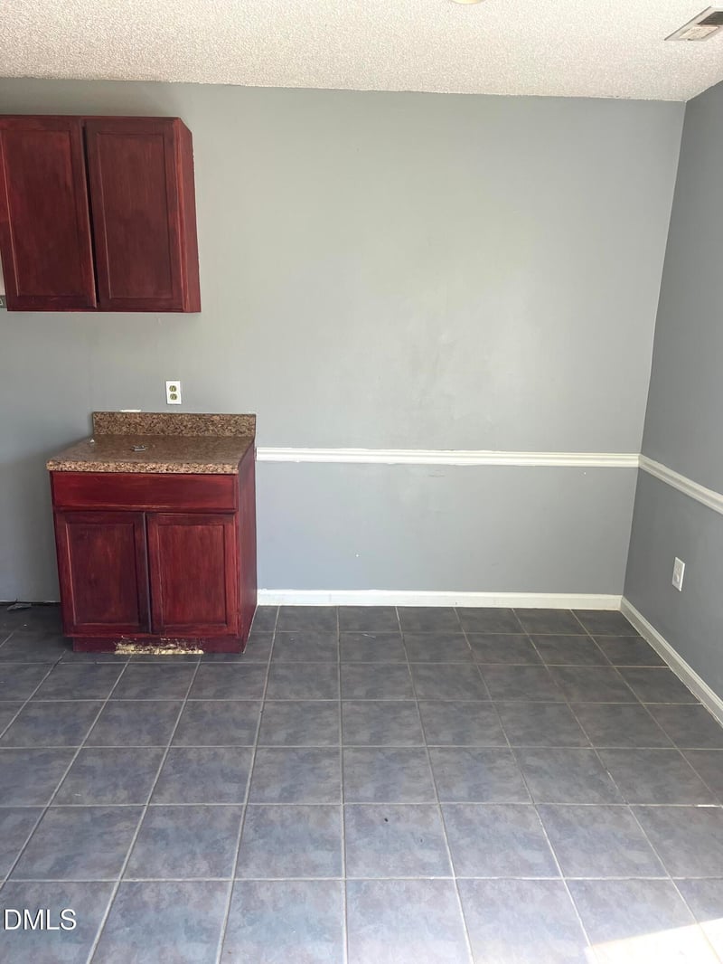 8206 Merriweather Cir, Raleigh, NC 27616
