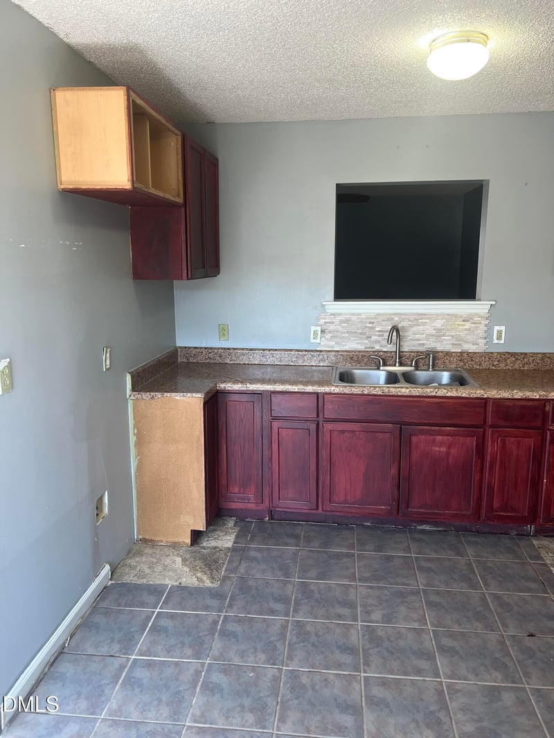 8206 Merriweather Cir, Raleigh, NC 27616