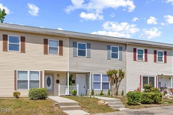 8206 Merriweather Cir, Raleigh, NC 27616