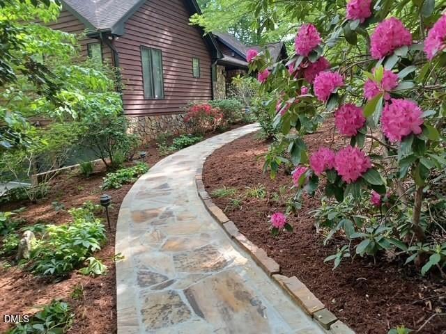 8208 Aberloch Ct, Raleigh, NC 27606