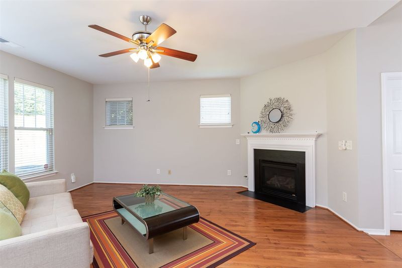 8209 Stone Cellar Dr, Raleigh, NC 27613