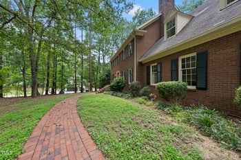 821 Ascot Ln, Raleigh, NC 27615