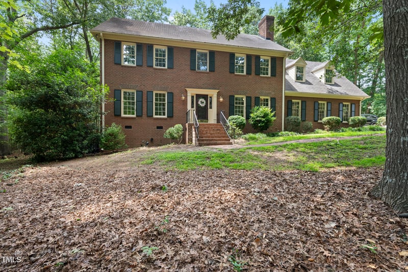 821 Ascot Ln, Raleigh, NC 27615