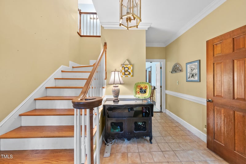 821 Ascot Ln, Raleigh, NC 27615