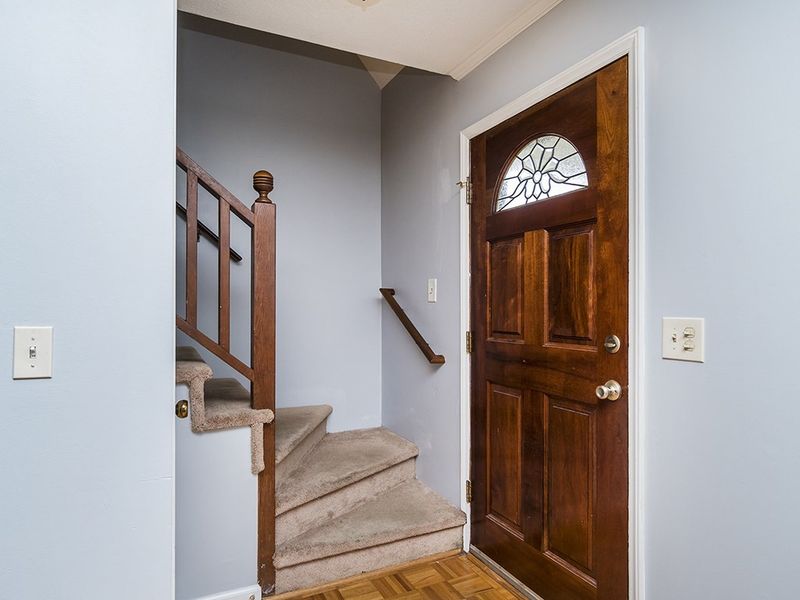 821 Cornwallis Dr, Burlington, NC 27215