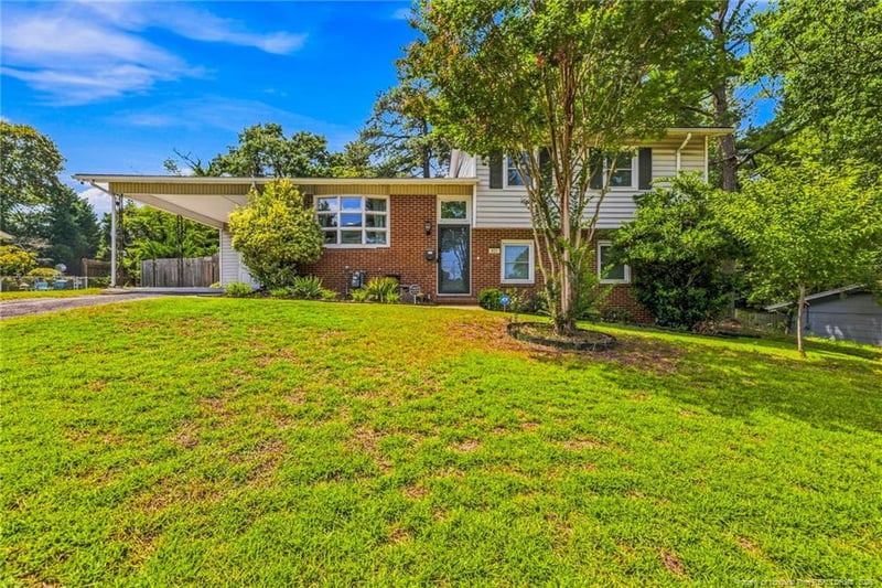 821 Edenwood Dr, Fayetteville, NC 28303