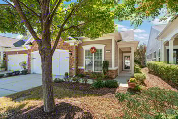 821 Finnbar Dr, Cary, NC 27519