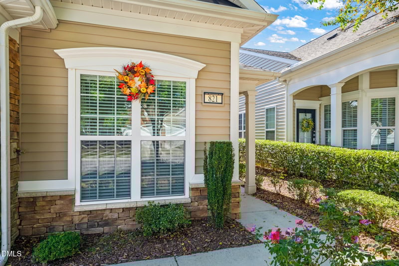 821 Finnbar Dr, Cary, NC 27519