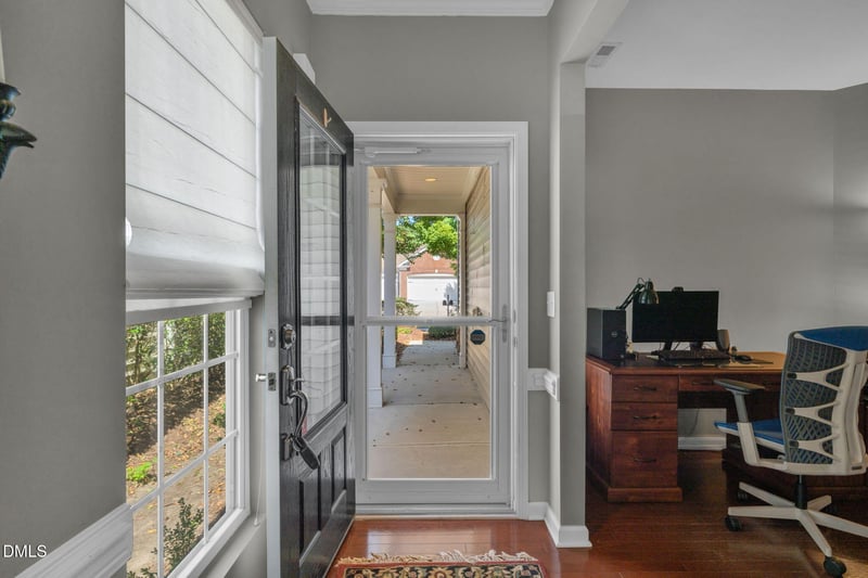 821 Finnbar Dr, Cary, NC 27519