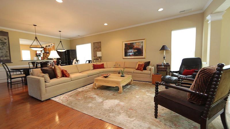 821 Footbridge Pl, Cary, NC 27519