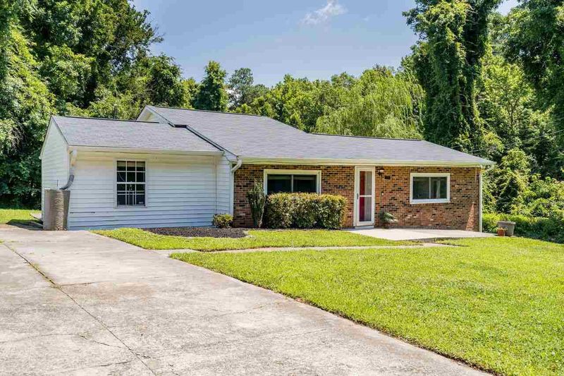 821 Hanson Rd, Durham, NC 27713