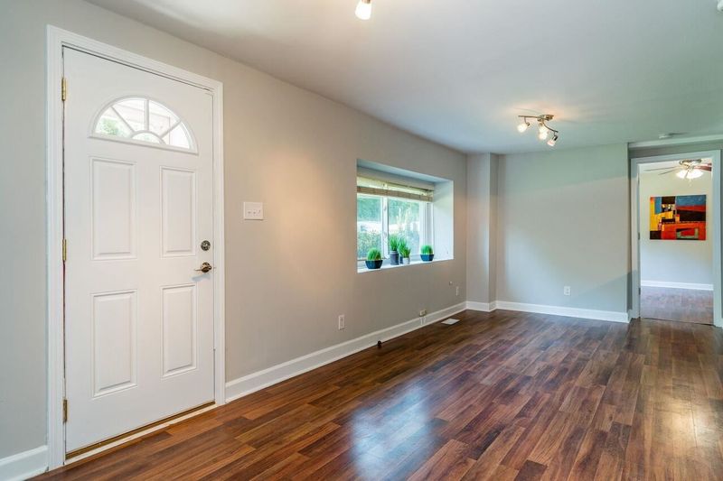 821 Hanson Rd, Durham, NC 27713