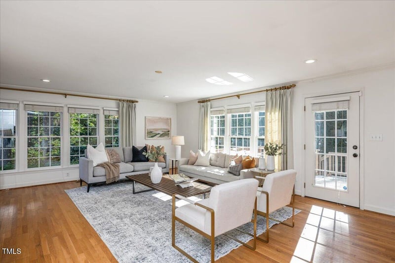 821 Macon Pl, Raleigh, NC 27609