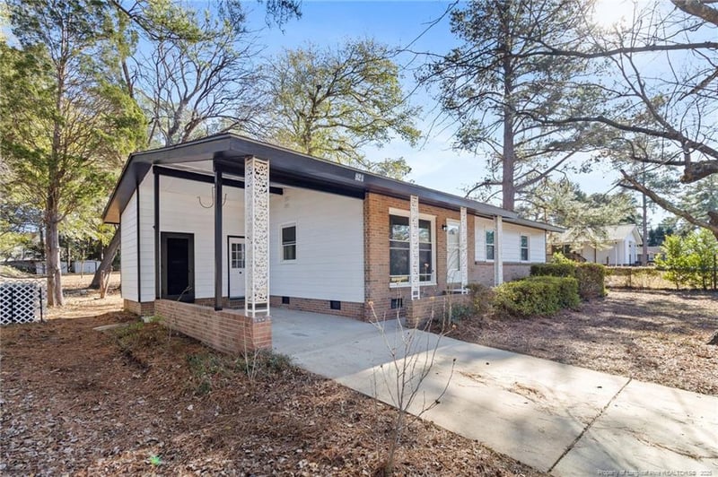 821 Moriston Rd, Fayetteville, NC 28314