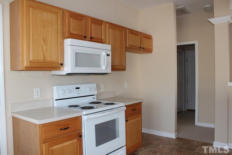 821 Nightshade Way, Raleigh, NC 27610