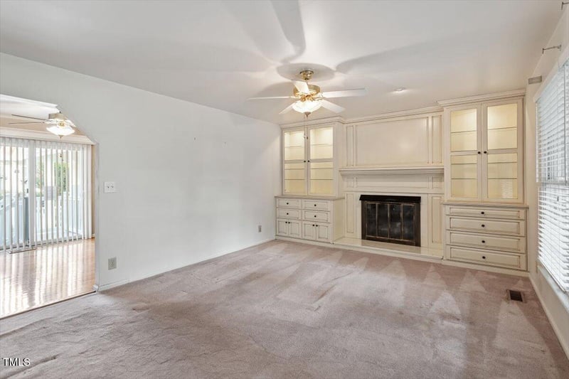 821 Northclift Dr, Raleigh, NC 27609