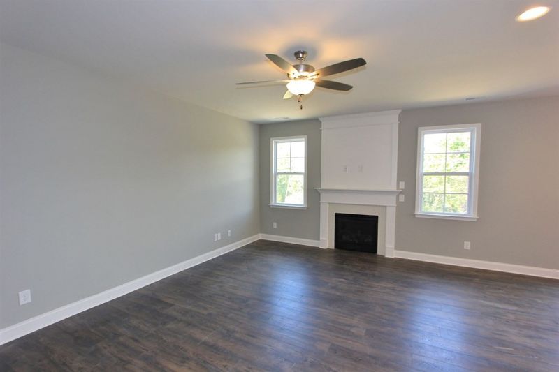 821 Park Vista Dr, Wake Forest, NC 27587
