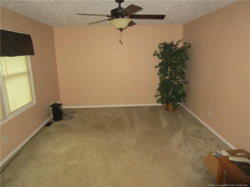 821 Rock Spring Rd, Fayetteville, NC 28314