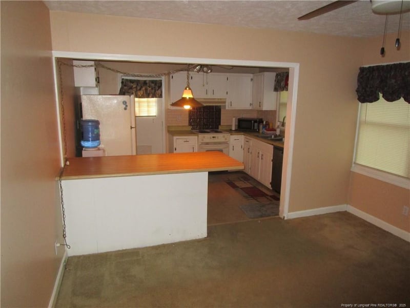 821 Rock Spring Rd, Fayetteville, NC 28314