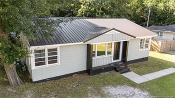 821 Sandalwood Dr, Fayetteville, NC 28304