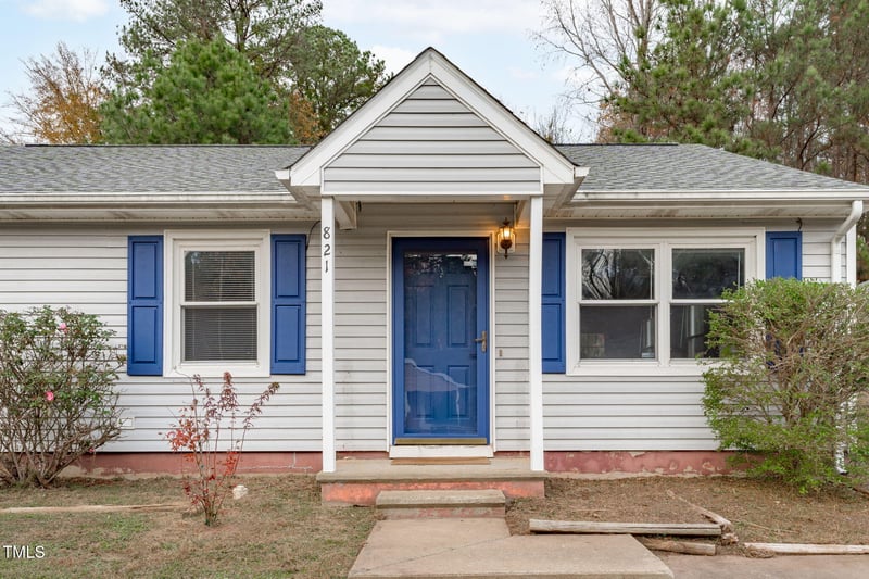821 Shari Ct, Durham, NC 27704