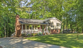 821 Stoneybrook Dr, Sanford, NC 27330