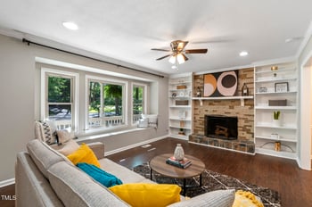 821 Stoneybrook Dr, Sanford, NC 27330