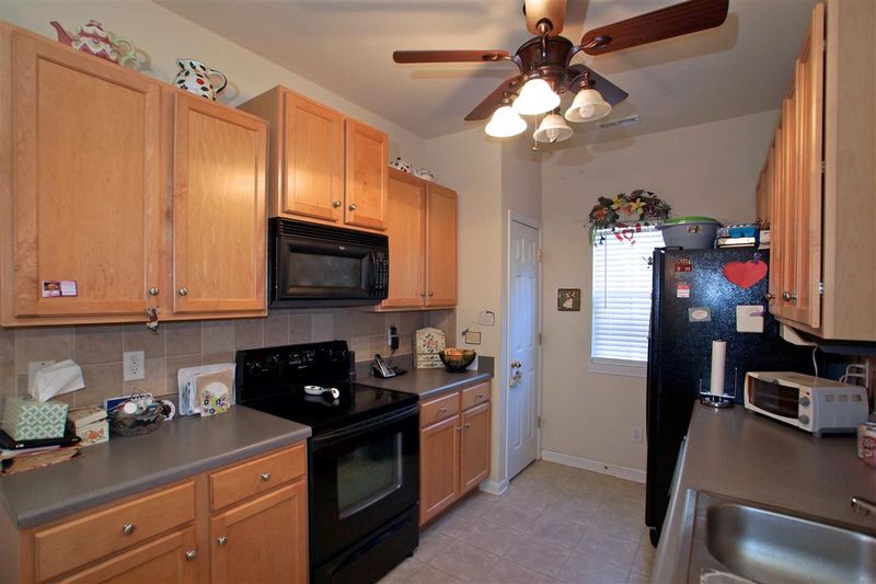 821 Straywhite Ave, Apex, NC 27539