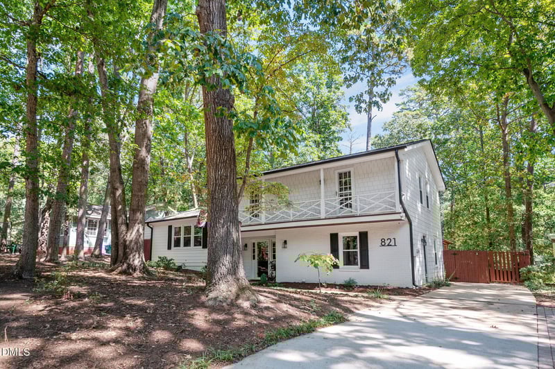 821 Valerie Dr, Raleigh, NC 27606