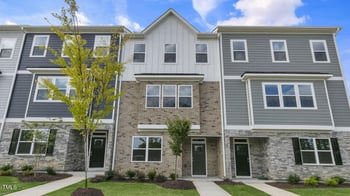 821 Washington St, Fuquay Varina, NC 27526