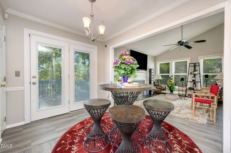 821 White Daisies Ct, Raleigh, NC 27610