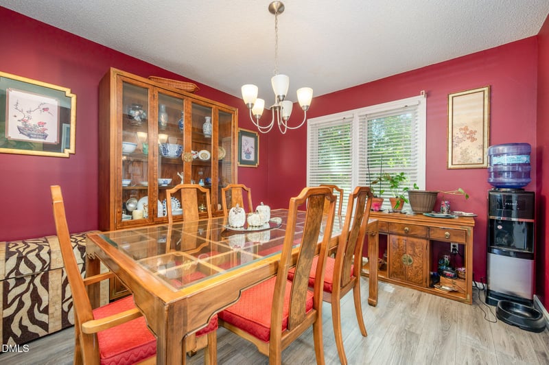 821 White Daisies Ct, Raleigh, NC 27610