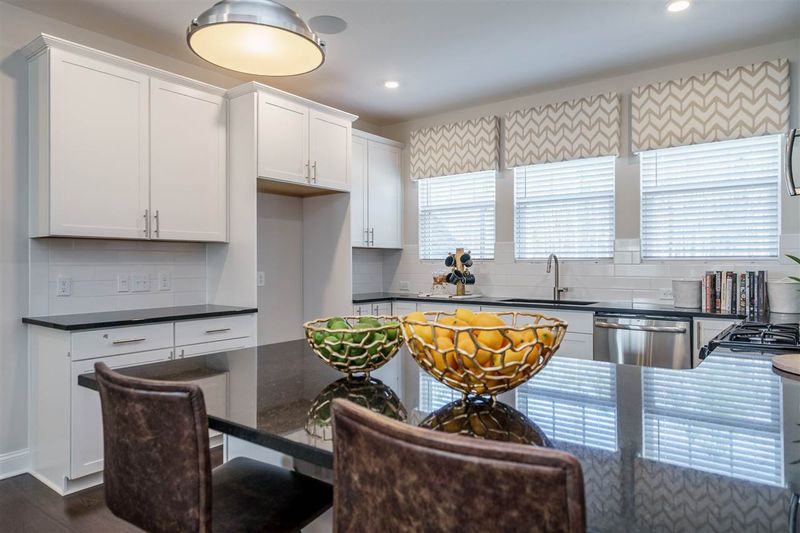 821 Winter Meadow Dr, Wake Forest, NC 27587