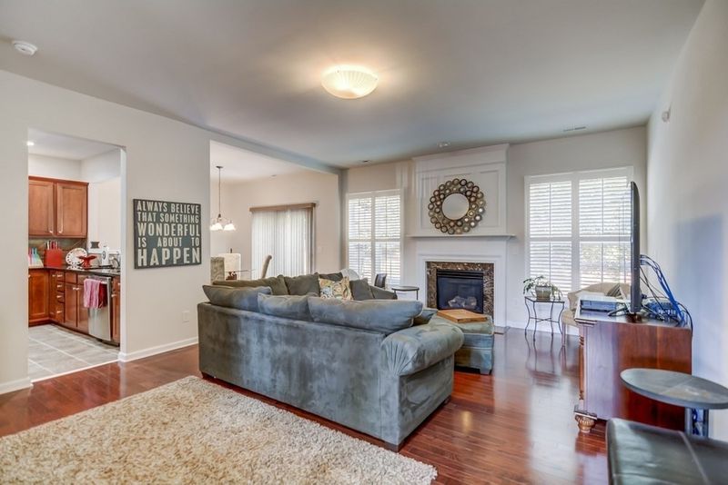 8210 Pilots View Dr, Raleigh, NC 27617