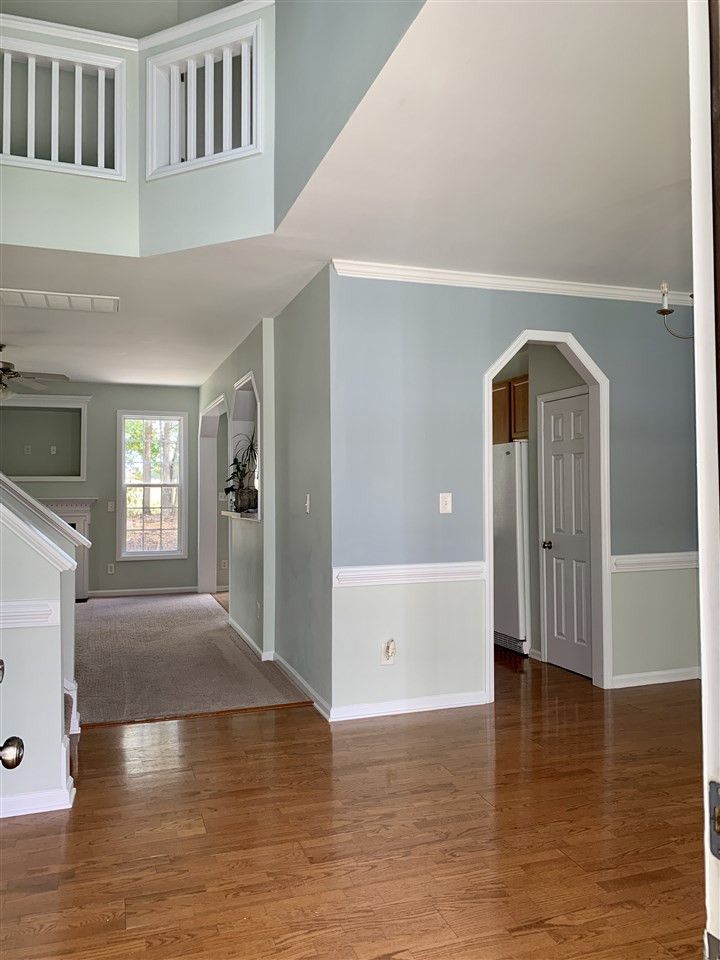 8210 Willowglen Dr, Raleigh, NC 27616