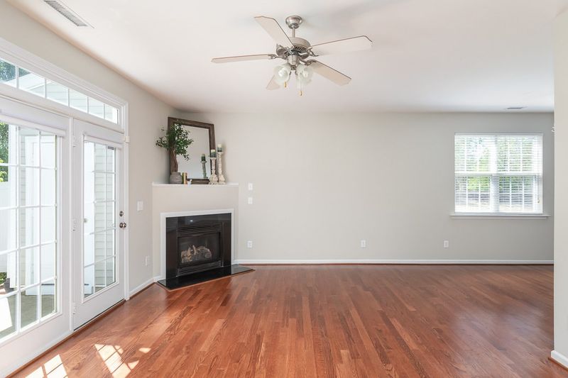 8212 Belneath Ct, Raleigh, NC 27613