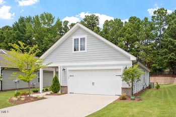 8212 White Star Dr, Fuquay Varina, NC 27526