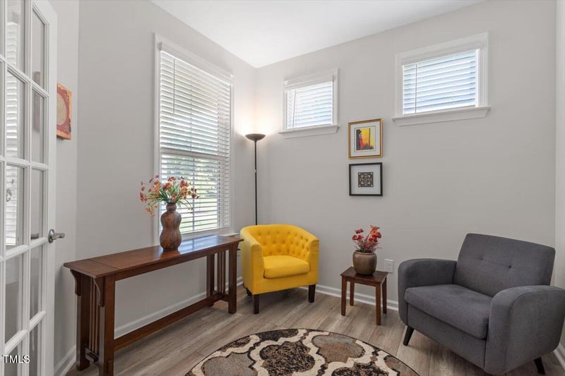 8212 White Star Dr, Fuquay Varina, NC 27526