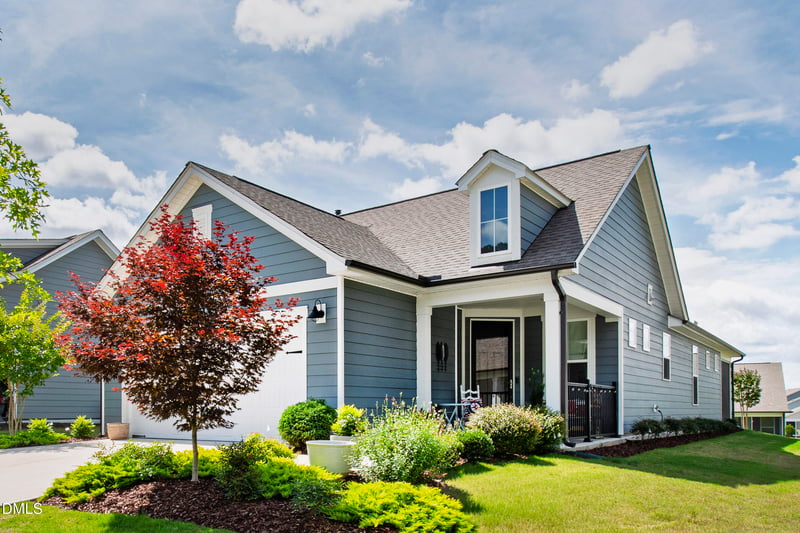 8213 White Star Dr, Fuquay Varina, NC 27526