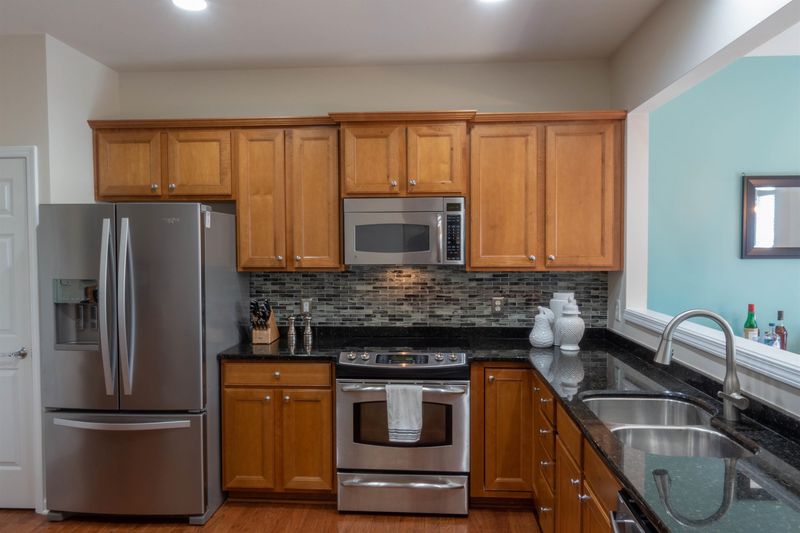 8214 Saltwood Pl, Raleigh, NC 27617