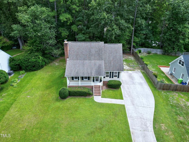 8216 Clear Brook Dr, Raleigh, NC 27615