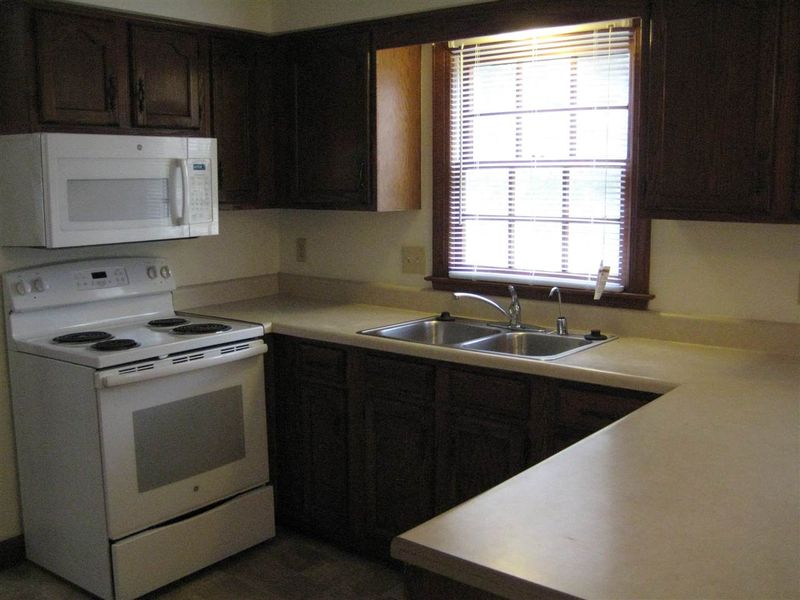 8217 Bellingham Cir, Raleigh, NC 27615