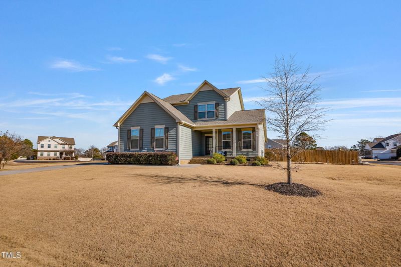8217 Cannon Grove Dr, Willow Springs, NC 27592